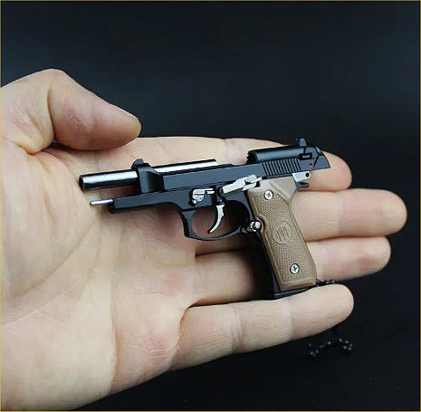 Beretta 92f Mini Pistol on key chain. Order # 01.92fb